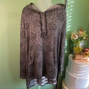 Livi Active hoodie w/drawstring black lacy design